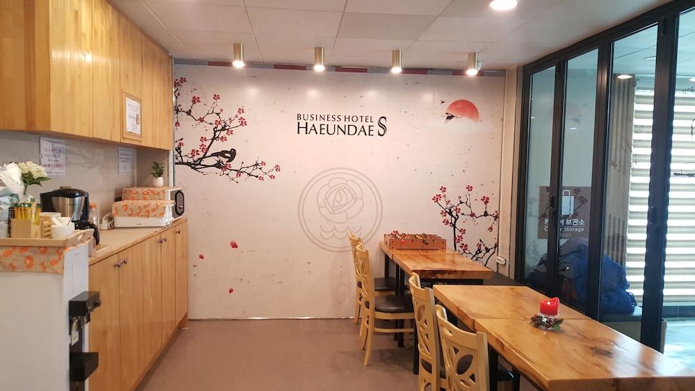 Business Hotel Haeundae S Puszan Kültér fotó
