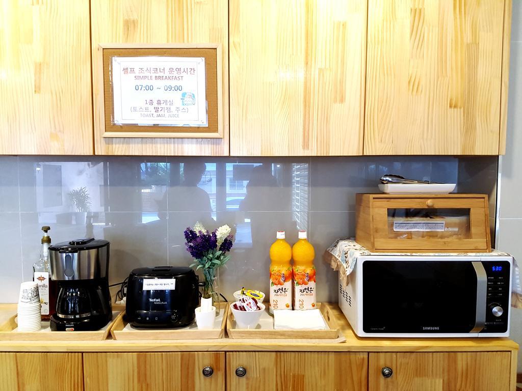 Business Hotel Haeundae S Puszan Kültér fotó