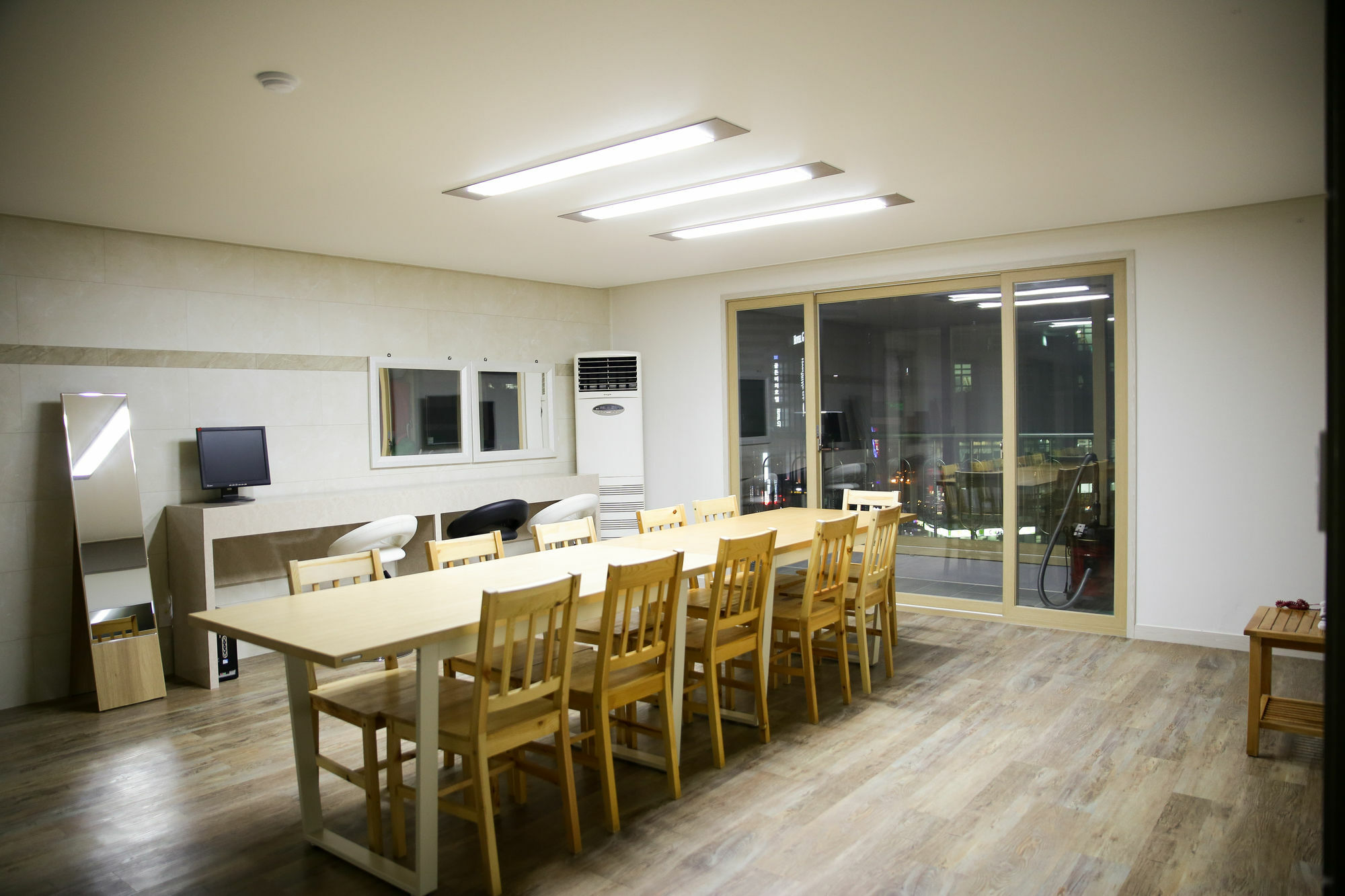 Business Hotel Haeundae S Puszan Kültér fotó