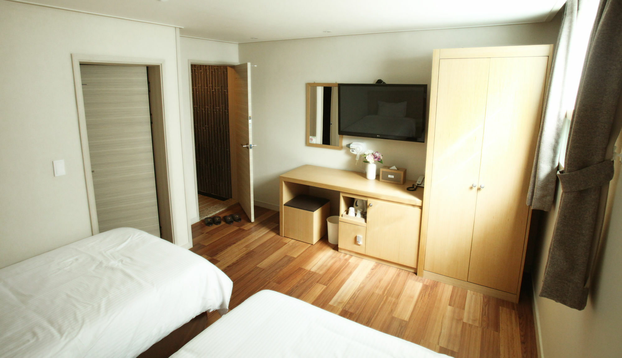 Business Hotel Haeundae S Puszan Kültér fotó